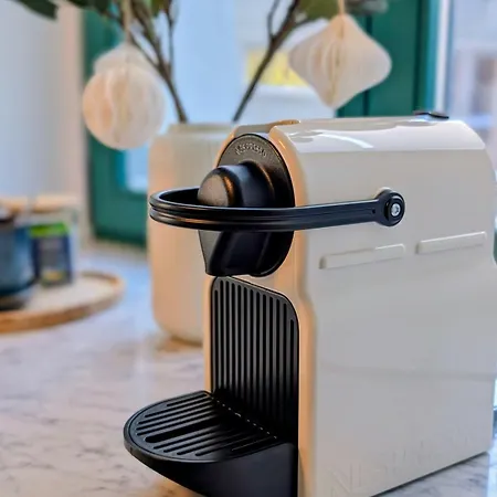 Modernes In Elbnaehe Drážďany