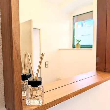 Modernes In Elbnaehe - Auf Wunsch Mit Auto شقة