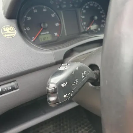 Modernes In Elbnaehe - Auf Wunsch Mit Auto *