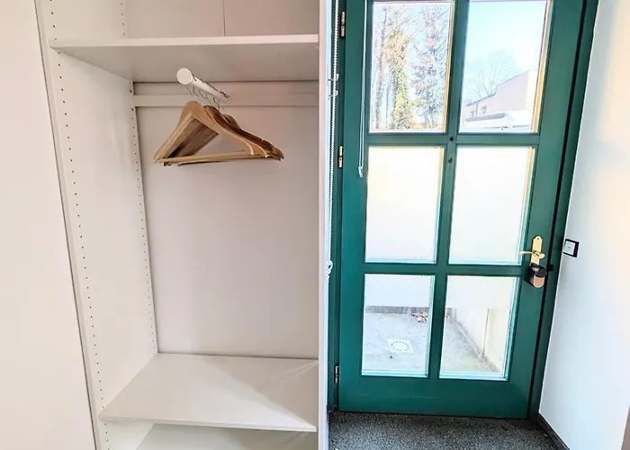 Apartmán Modernes In Elbnaehe - Auf Wunsch Mit Auto Drážďany