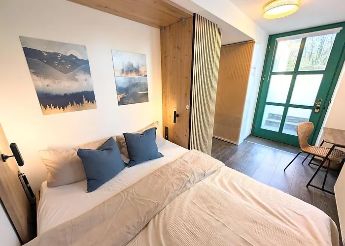 Apartmán Modernes In Elbnaehe - Auf Wunsch Mit Auto Drážďany